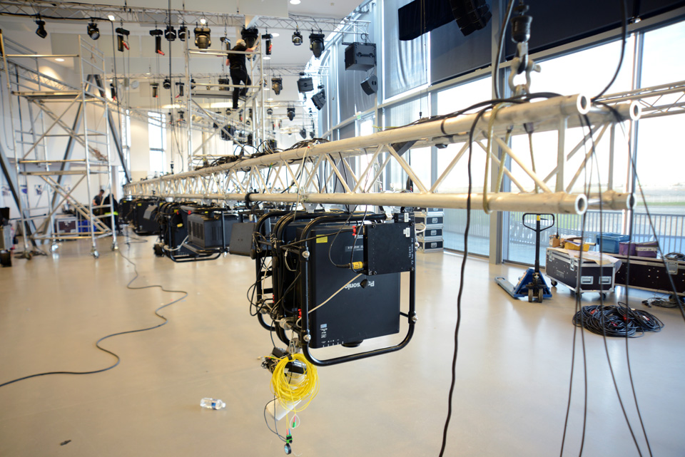 photo inside the Delivery Center of Toulouse during the installation of the show "First Time", Airbus A350-1000 Qatar